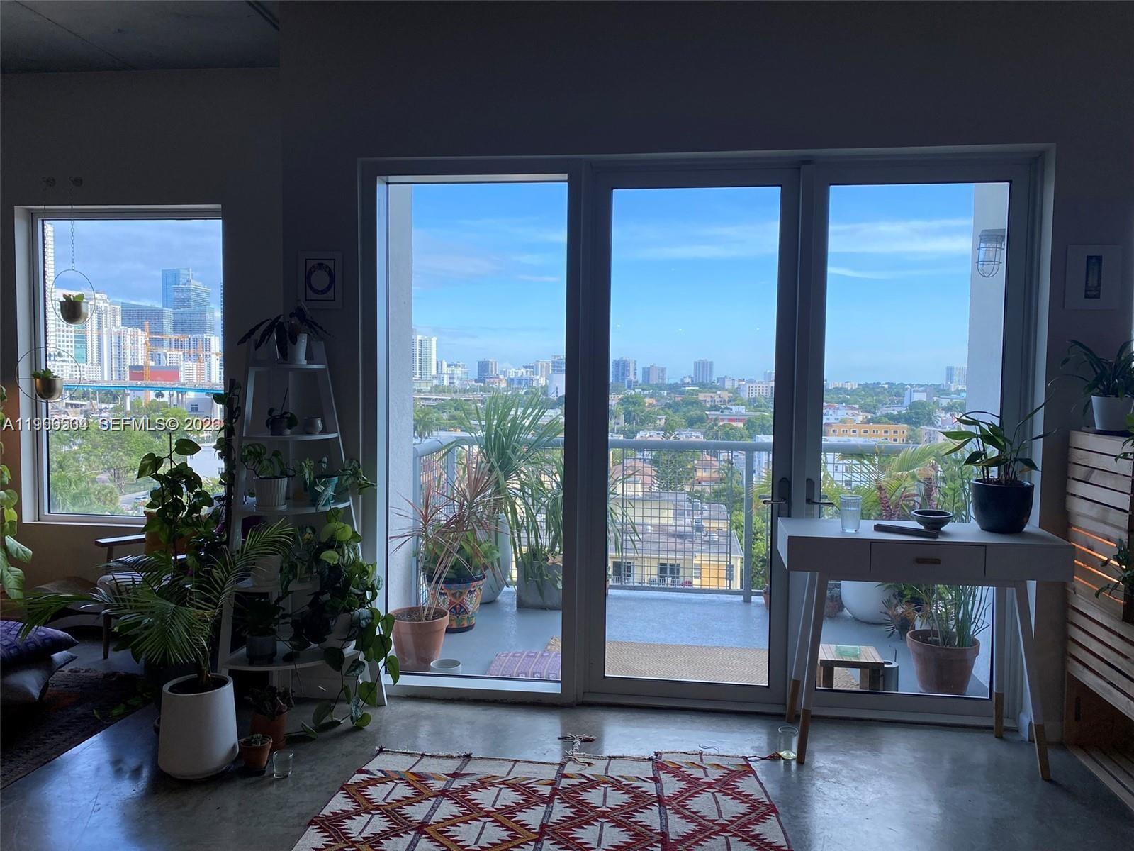 NEO CONDO - Residential