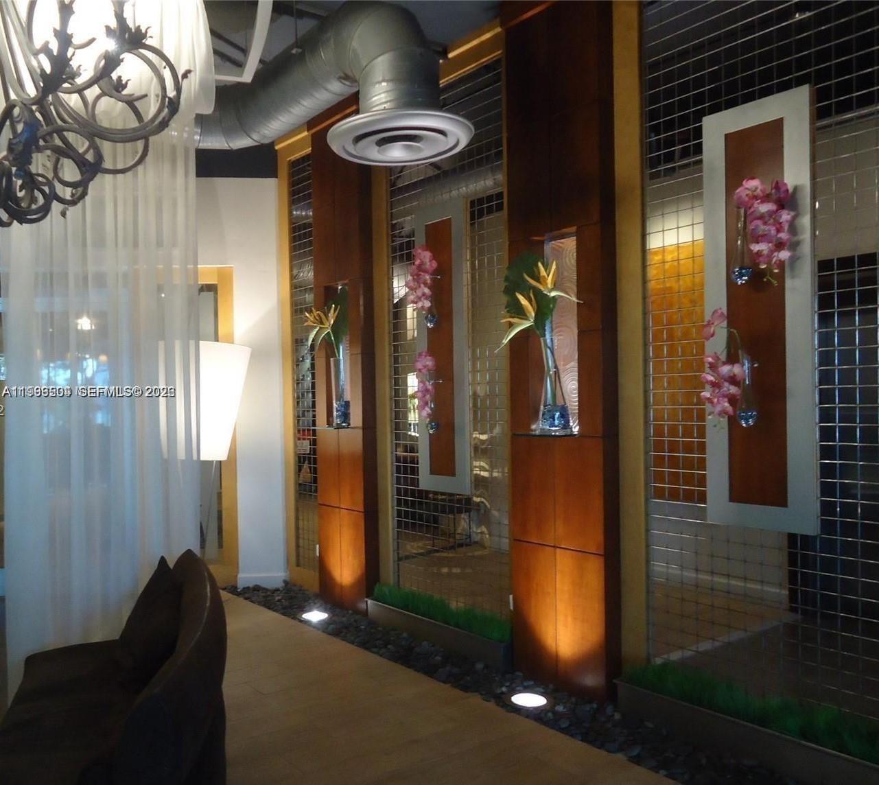 NEO CONDO - Residential