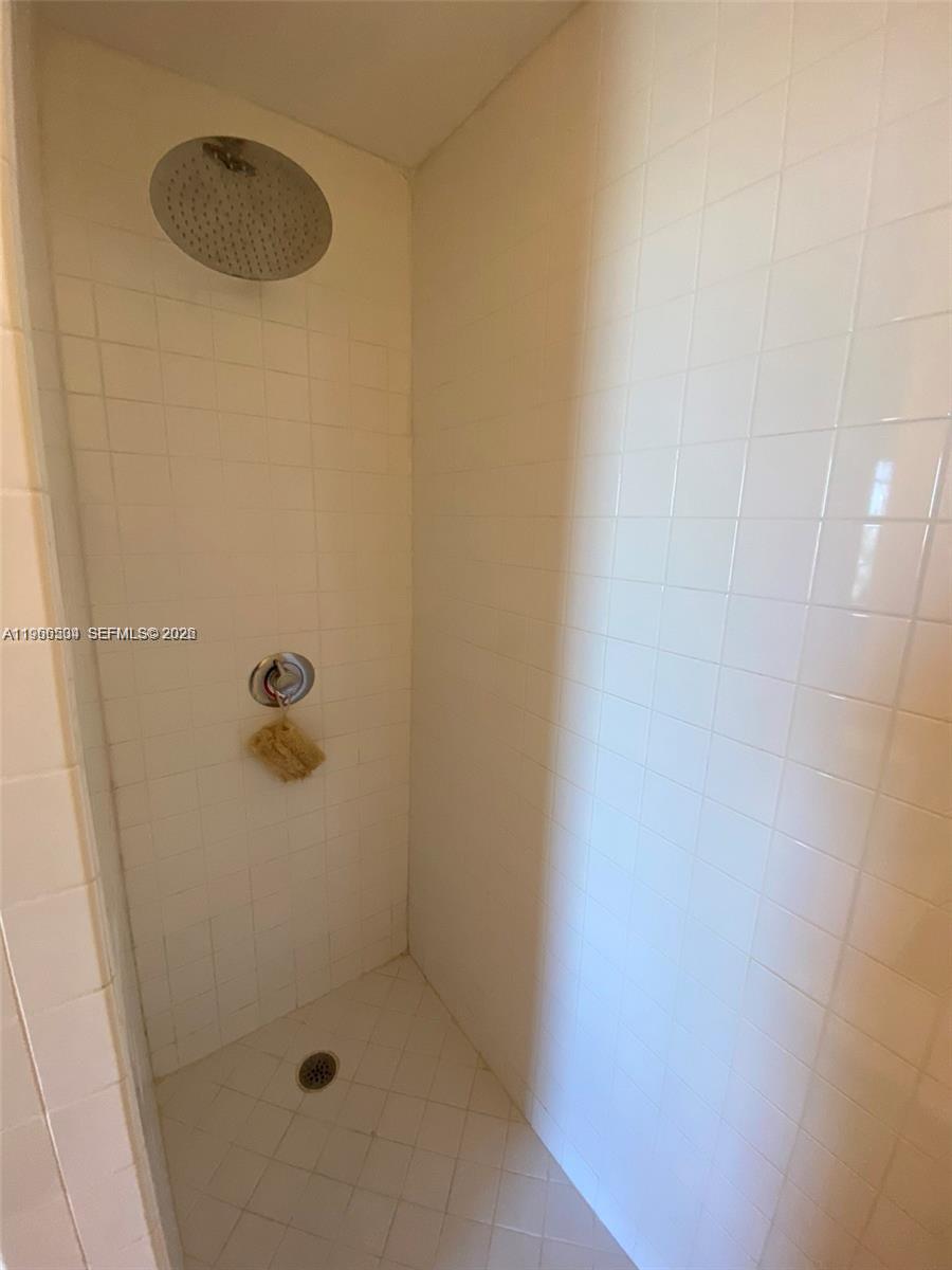 NEO CONDO - Residential