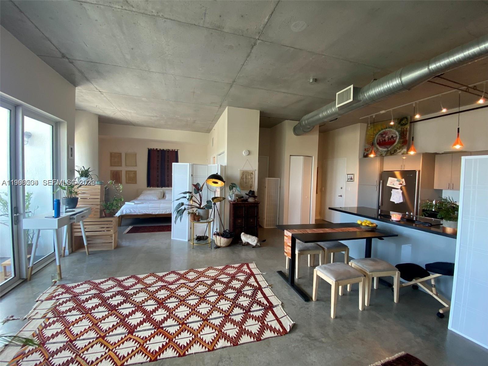 NEO CONDO - Residential