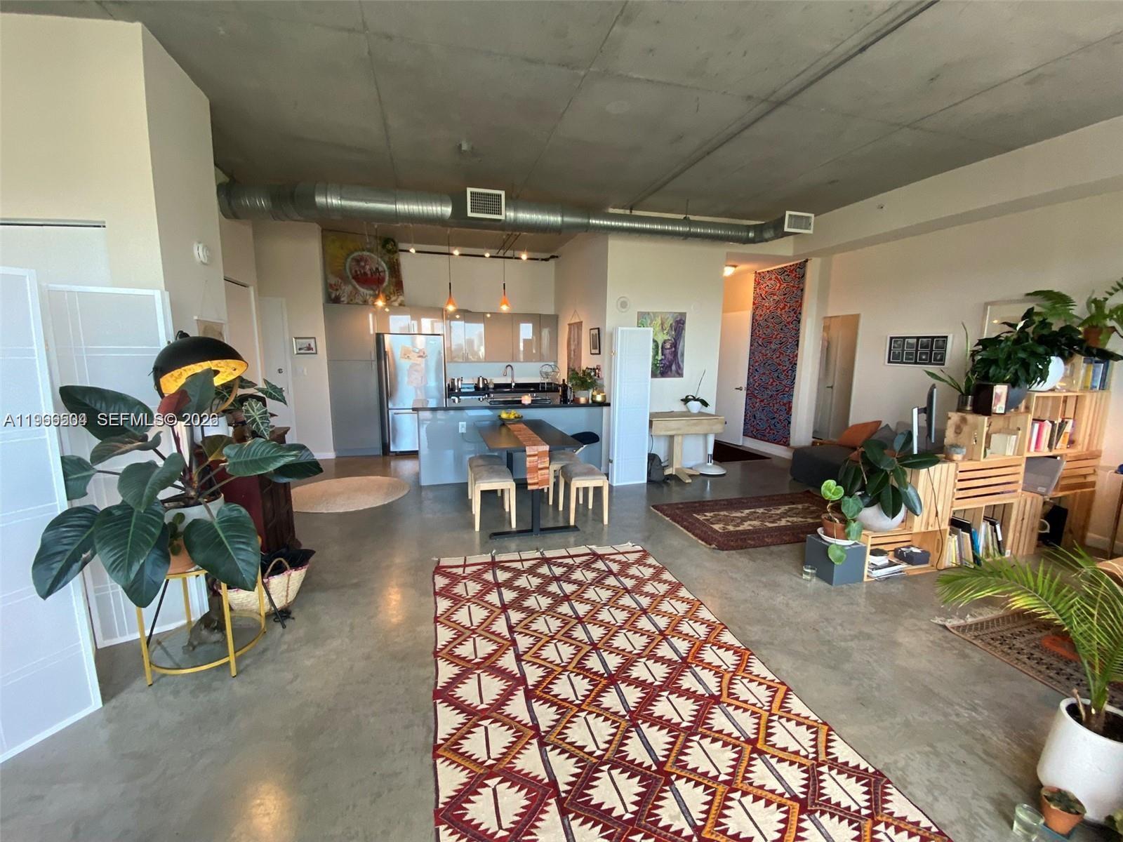 NEO CONDO - Residential