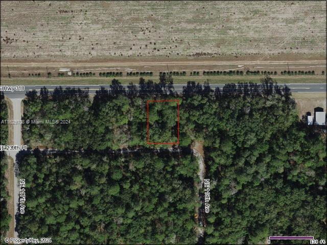 .26 acres. Great opportunity to build your dream home or buy and hold for appreciation in the peaceful county setting of Marion county Florida. Zoned residential. Seller has another vacant residential lot available next to subject lot for sale. Land prices are rising like never seen before.
