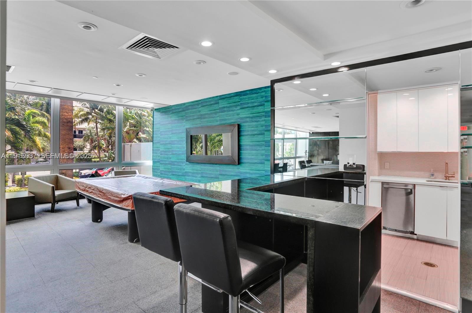 MIRADOR 1200 CONDO - Residential