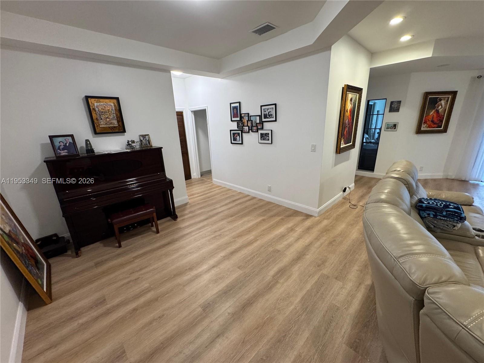 OAKDALE - Residential