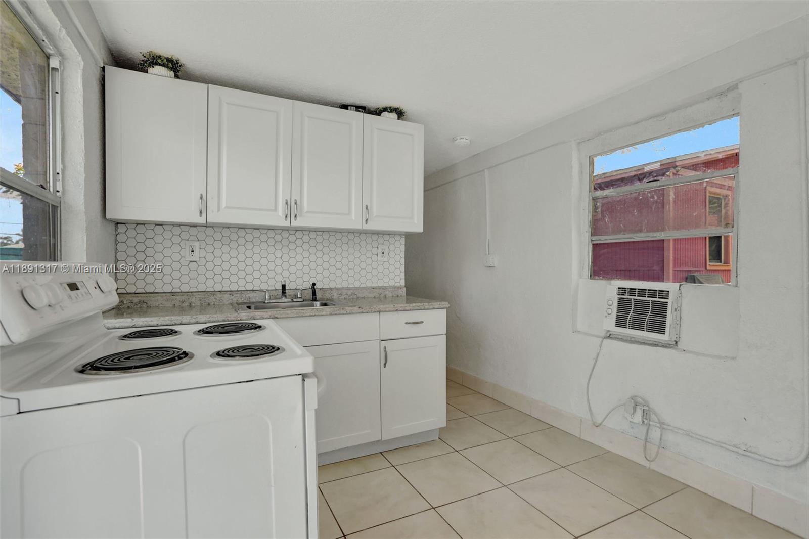 MIDDLE RIVER GARDENS - Residential