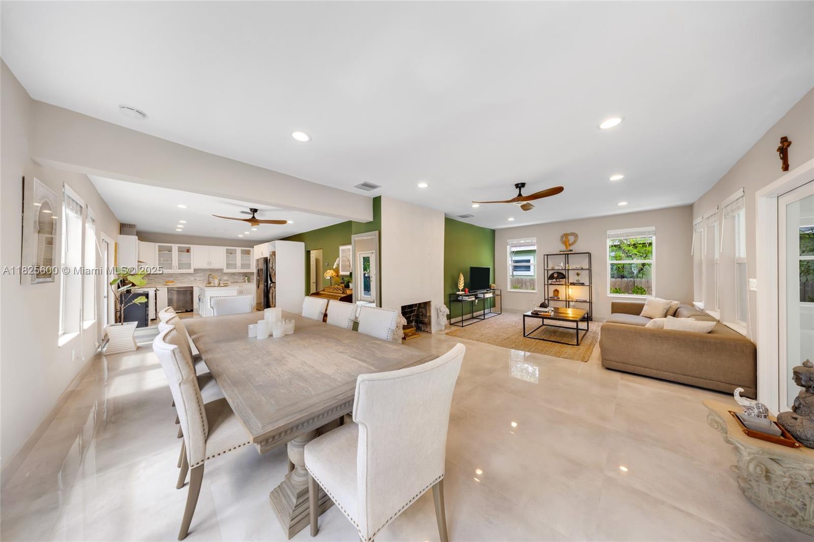 120 NW 49th St