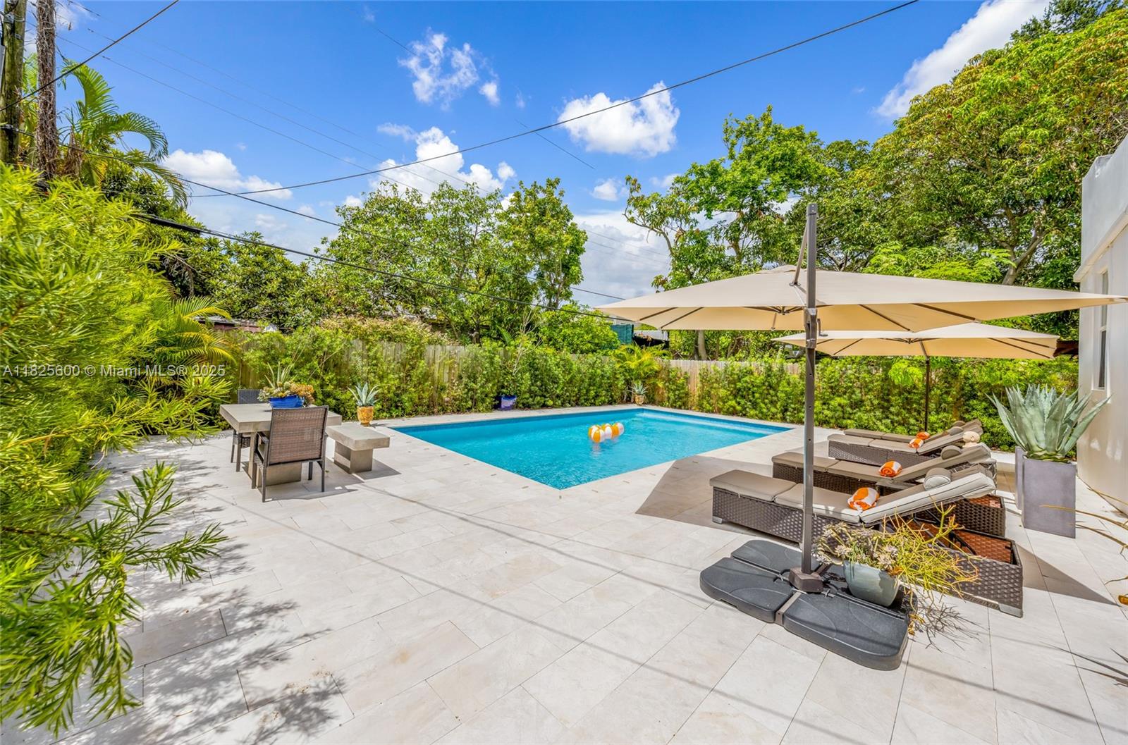 SHADOWLAWN EXTENSION - Residential