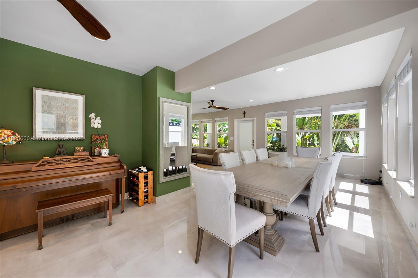 SHADOWLAWN EXTENSION - Residential