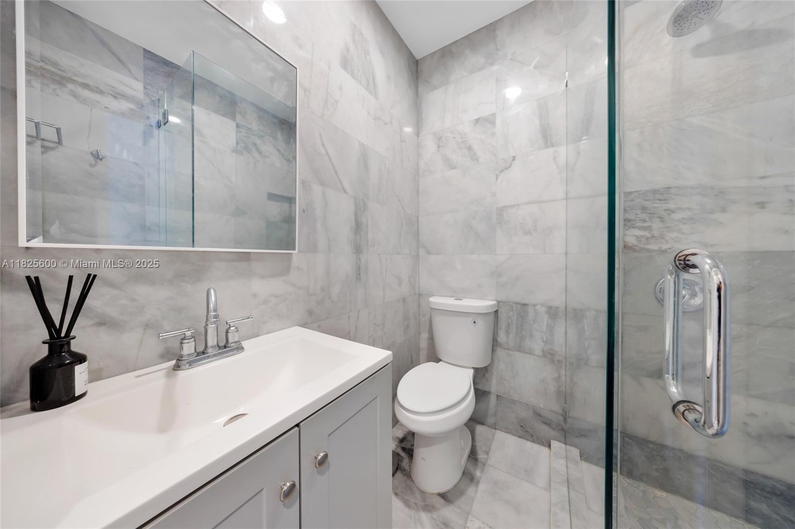 SHADOWLAWN EXTENSION - Residential