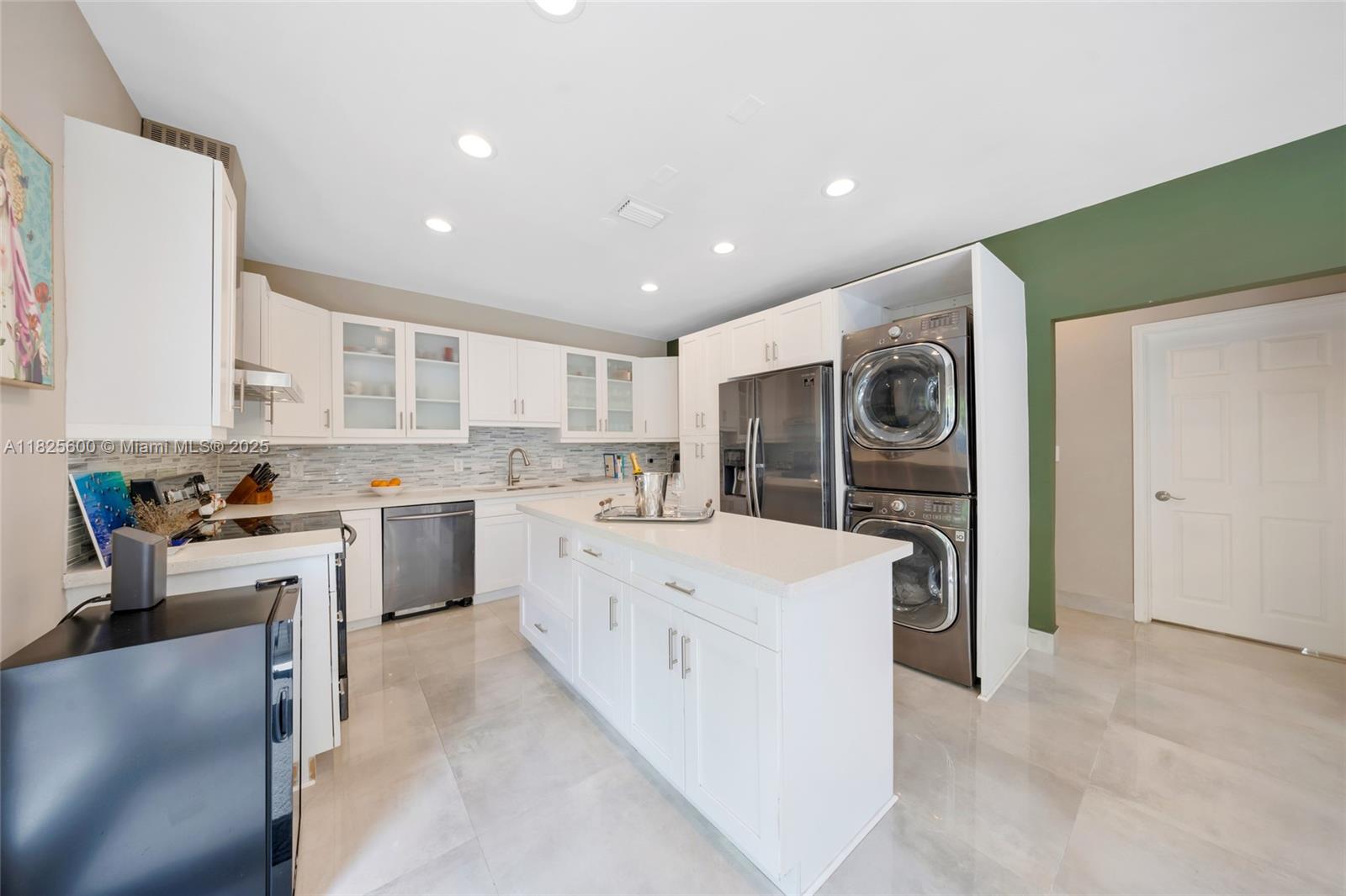 SHADOWLAWN EXTENSION - Residential