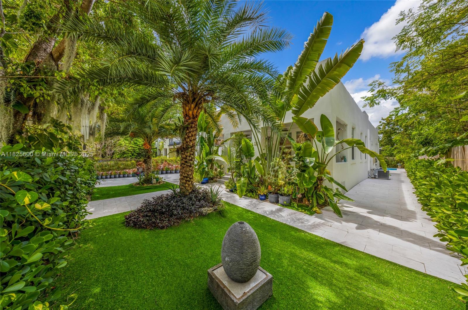 120 NW 49th St