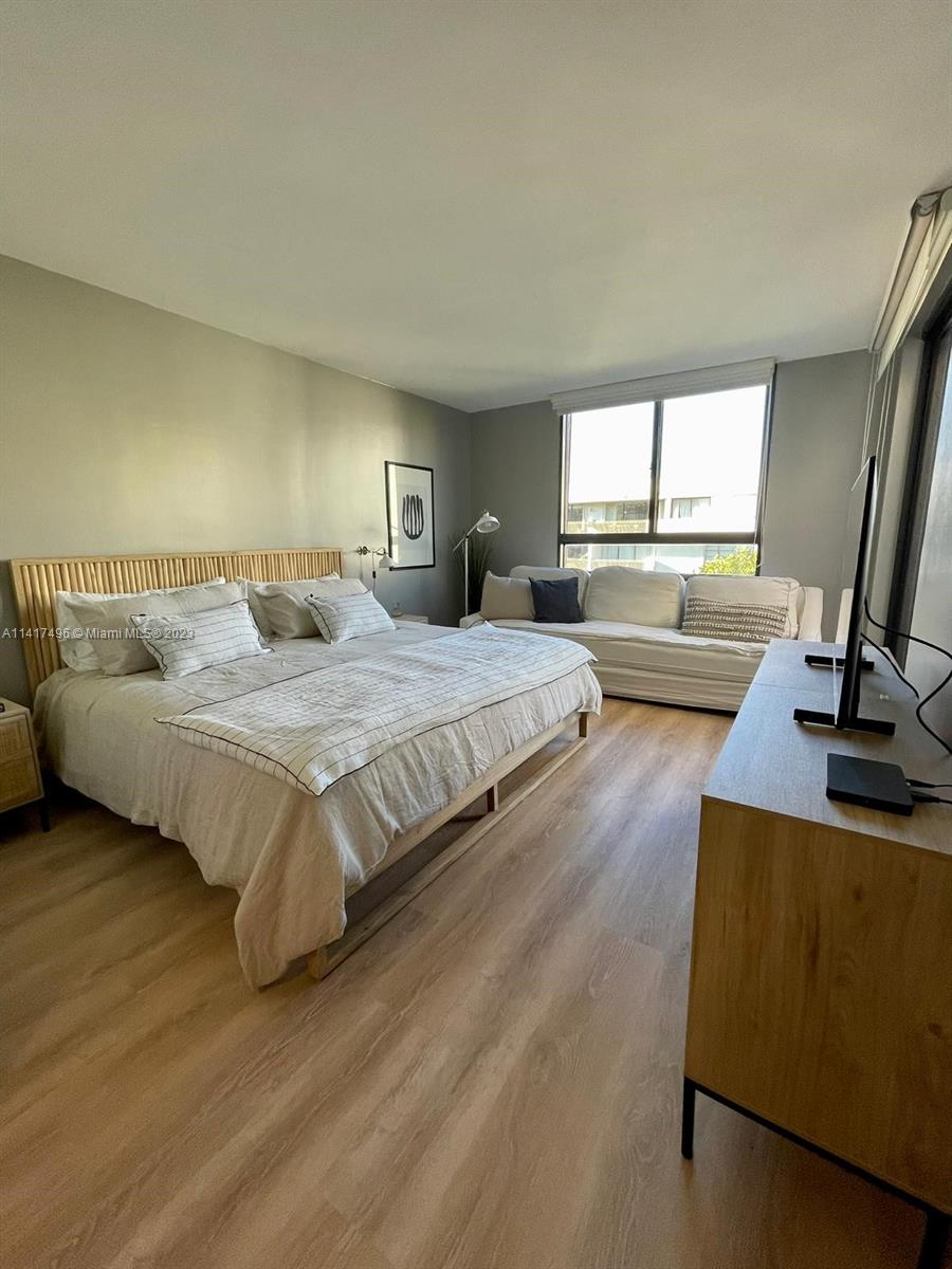 KEY COLONY NO 4 CONDO - Residential Lease