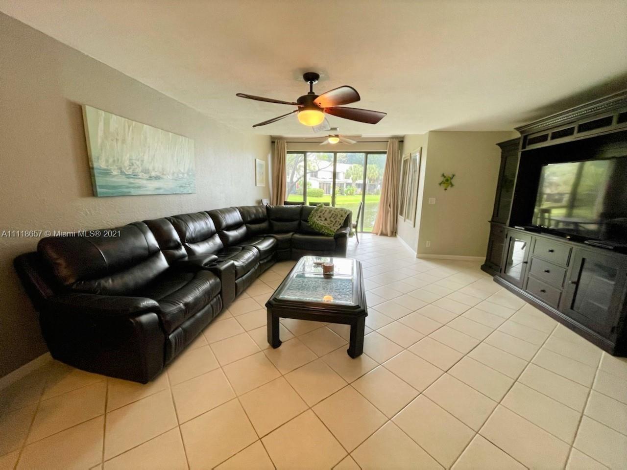 BAYWOOD VILLAGE 2-B CONDO - Residential