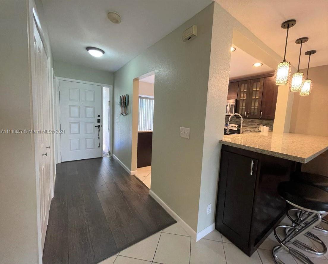 BAYWOOD VILLAGE 2-B CONDO - Residential