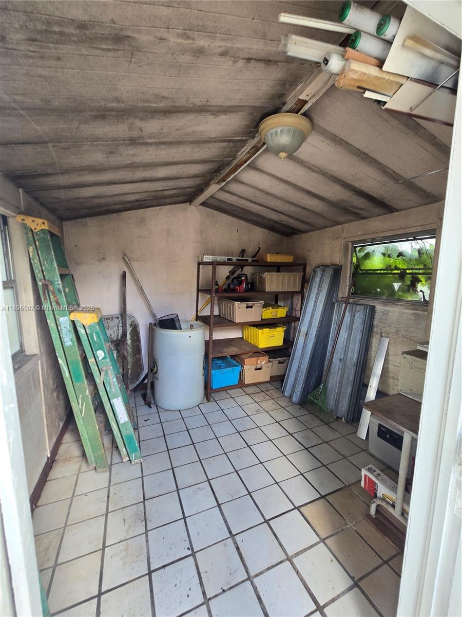 CORBETTS EIGHTH ST ADDN - Residential Lease