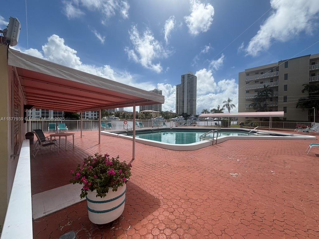 POINT EAST ONE CONDO-BLDG - Residential Lease