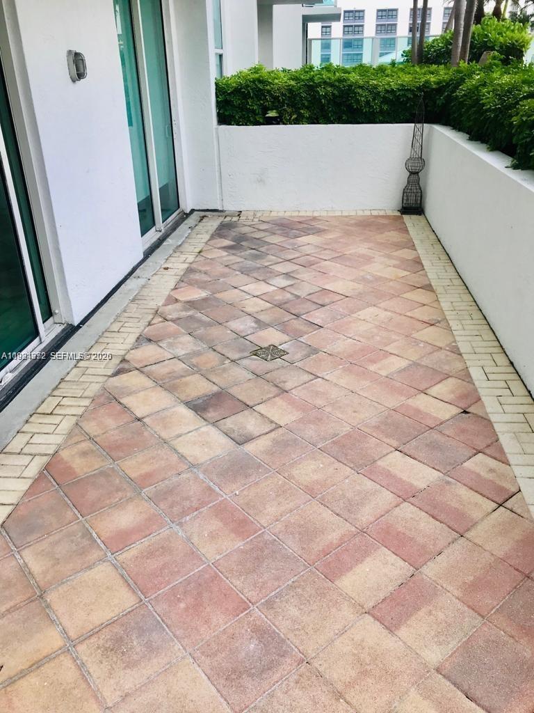 BRICKELL ON THE RIVER N T - Residential Lease