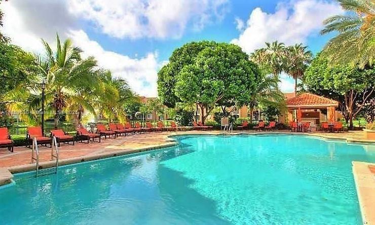 CARRINGTON AT COCONUT CRE - Residential Lease