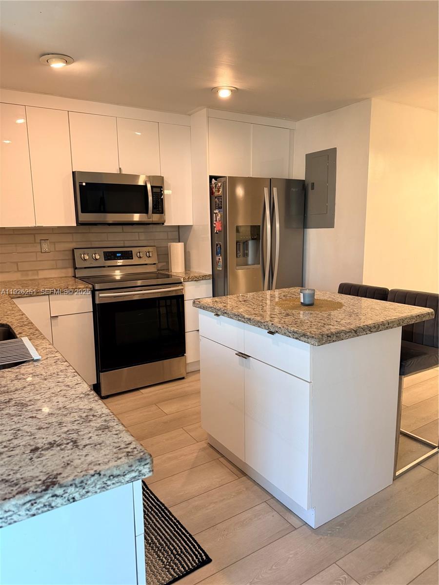 DRIFTWOOD ACRES NO 20 - Residential Lease