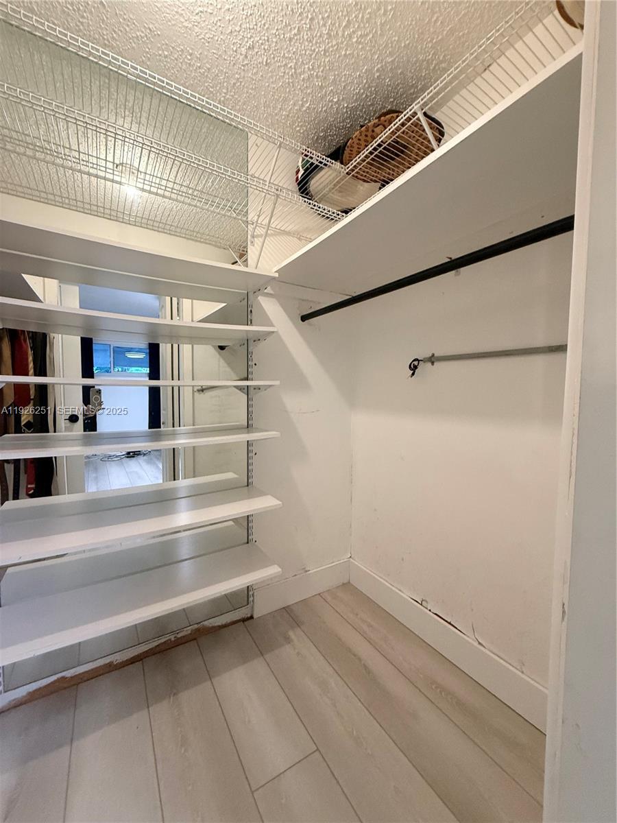 DRIFTWOOD ACRES NO 20 - Residential Lease