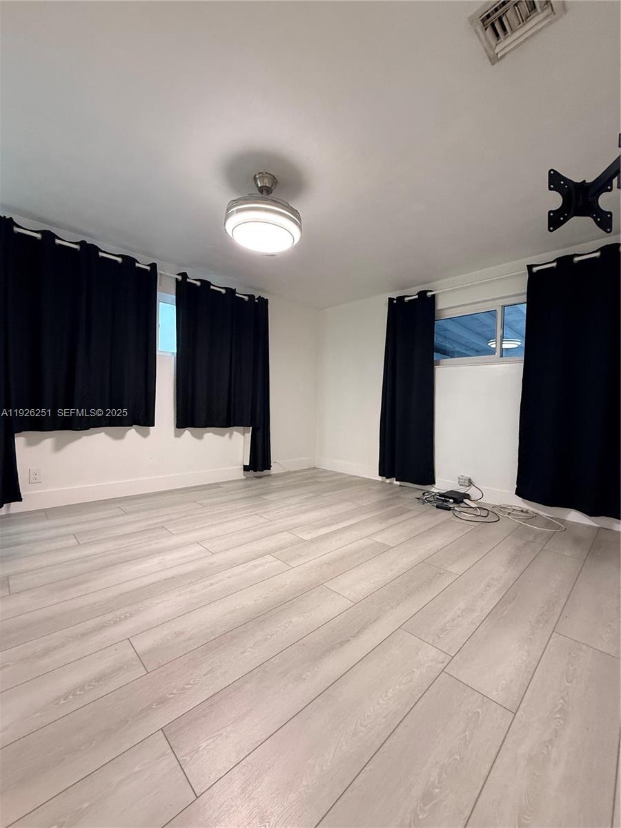 DRIFTWOOD ACRES NO 20 - Residential Lease