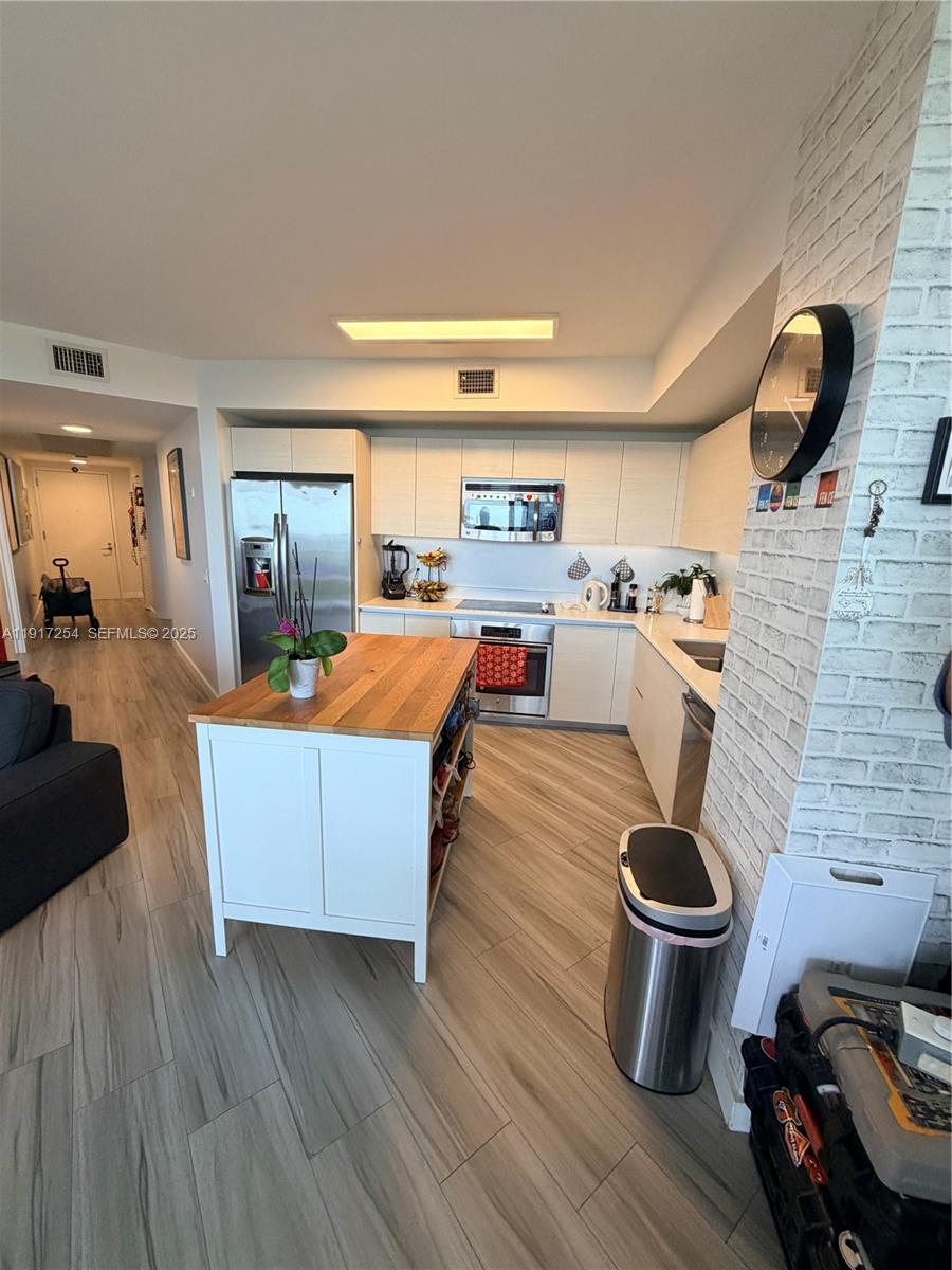 4250 BISCAYNE BOULEVARD C - Residential