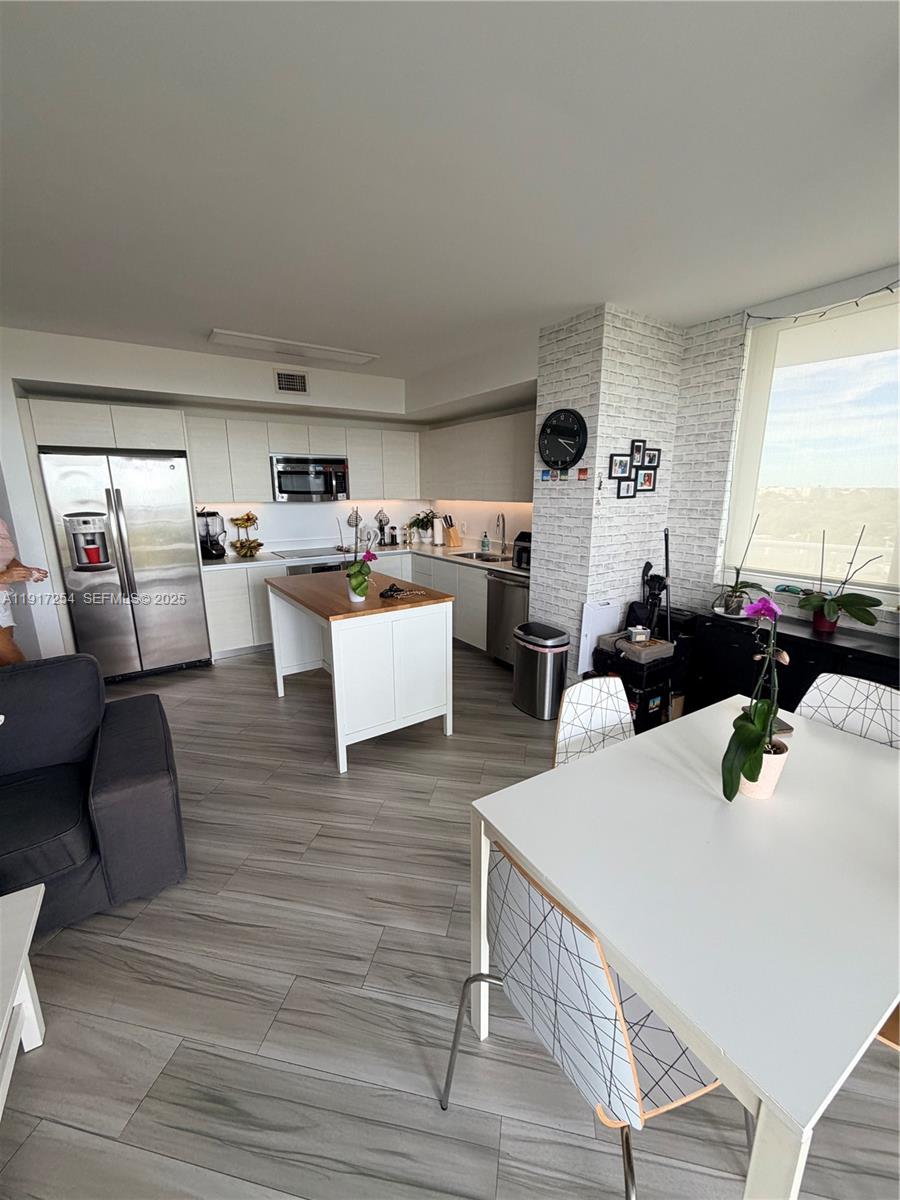 4250 BISCAYNE BOULEVARD C - Residential