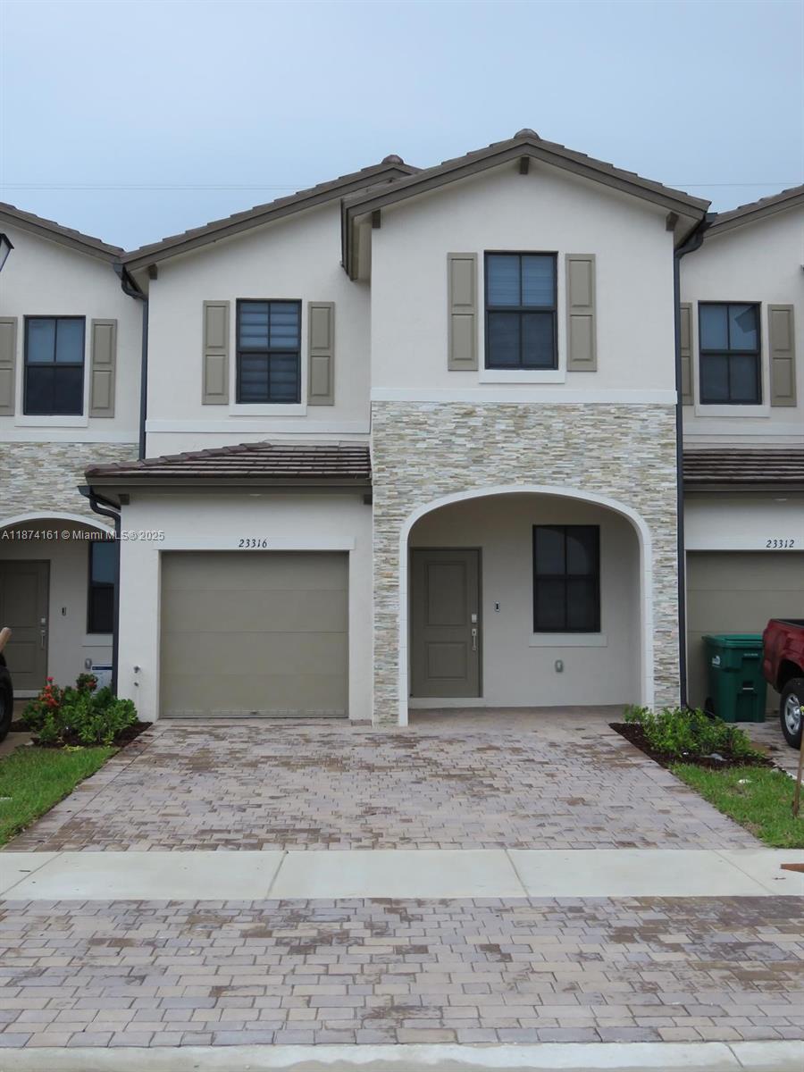 Be the first to live in this brand-new Lennar townhouse! Featuring 3 bedrooms, 2.5 bathrooms, and a 1-car garage. This modern home offers an open kitchen with stainless steel appliances, washer and dryer, blinds throughout, and a private patio for outdoor enjoyment. Conveniently located near restaurants, shopping centers, and everyday conveniences. Ready for immediate move-in!
