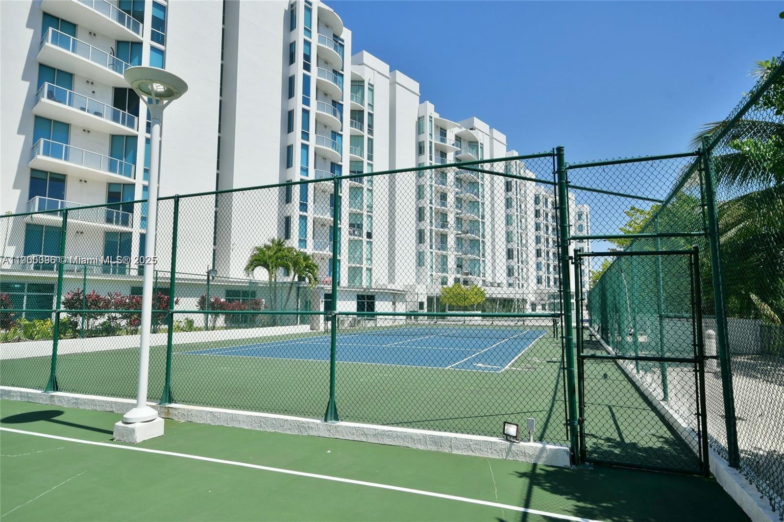 UPTOWN MARINA LOFTS CONDO - Residential