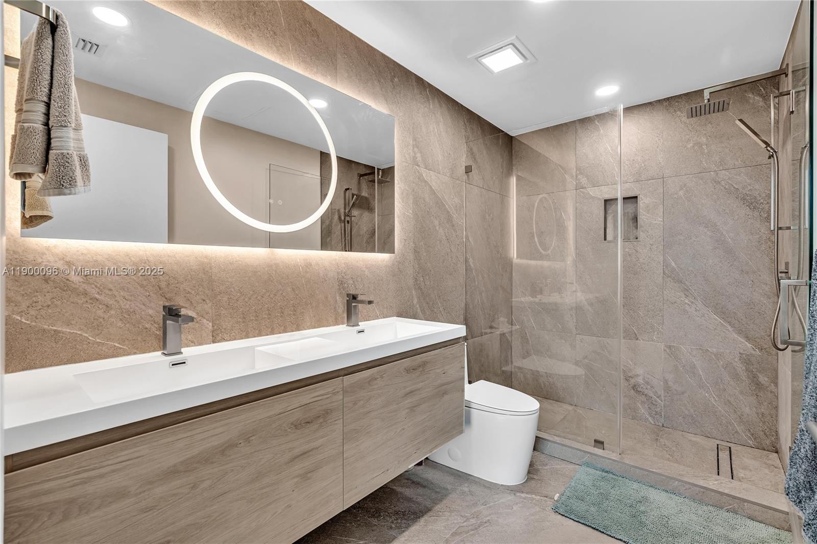 UPTOWN MARINA LOFTS CONDO - Residential