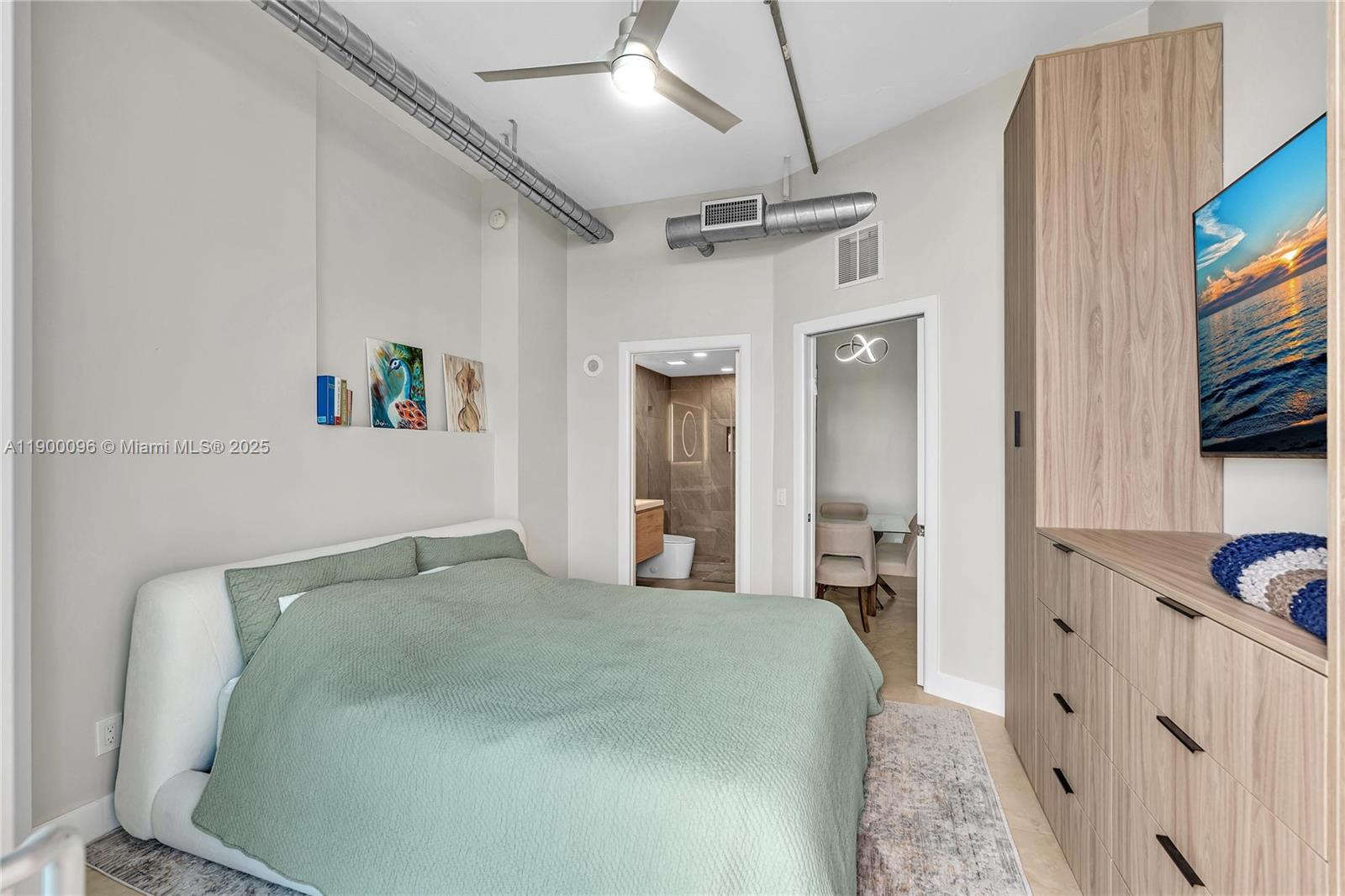 UPTOWN MARINA LOFTS CONDO - Residential