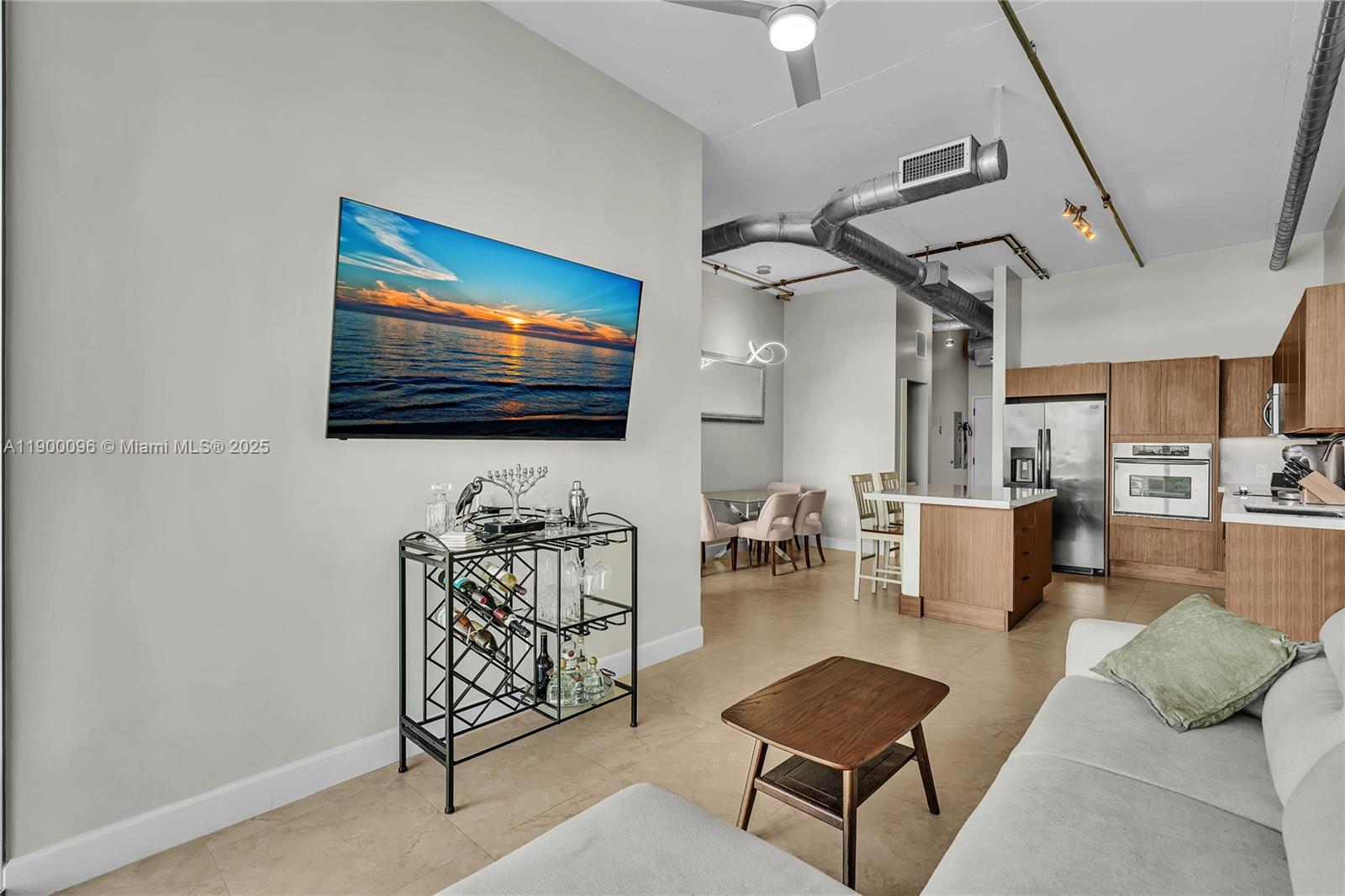 UPTOWN MARINA LOFTS CONDO - Residential