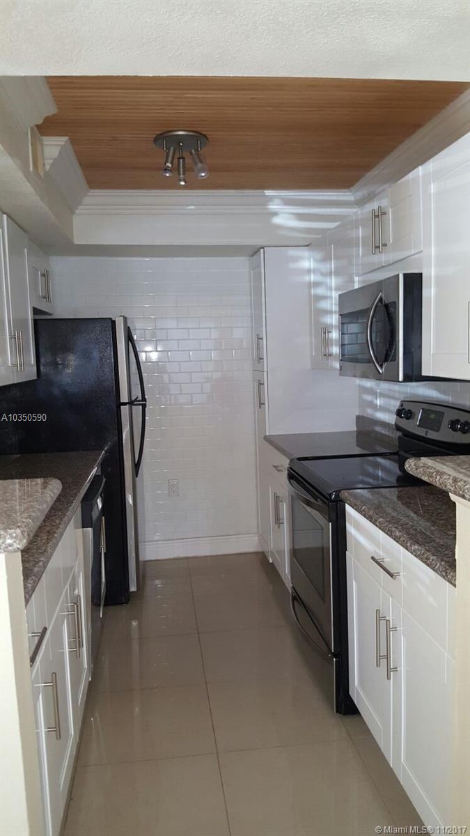 Biscayne Beach Club Con - Residential Lease