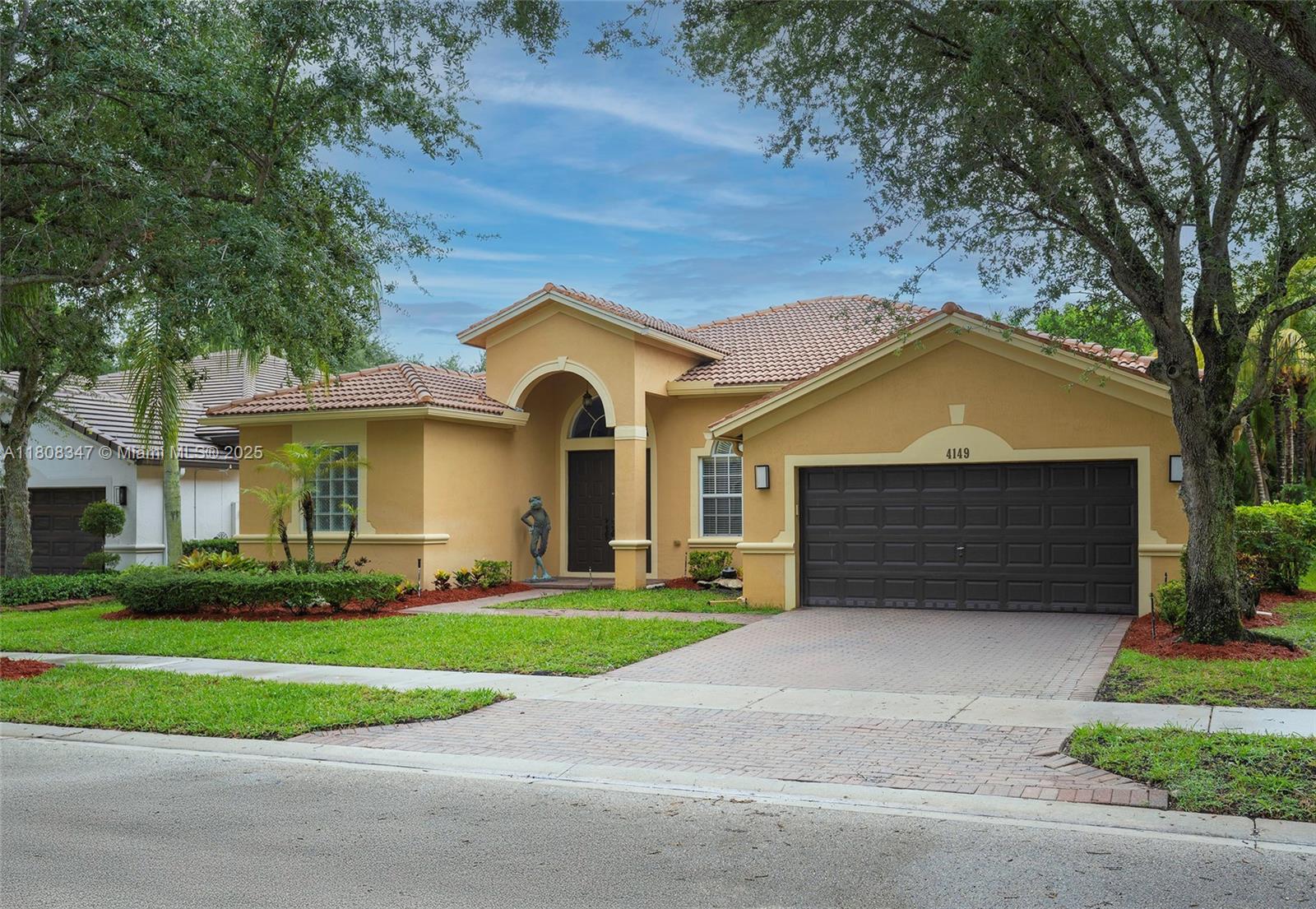 Property for Sale at 4149 E Gardenia Ave, Weston, Broward County, Florida - Bedrooms: 4 
Bathrooms: 3  - $1,100,000