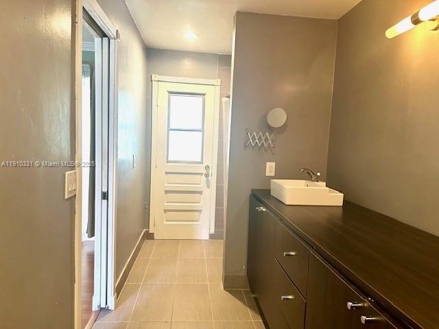 JACARANDA LAKES SECTION T - Residential Lease