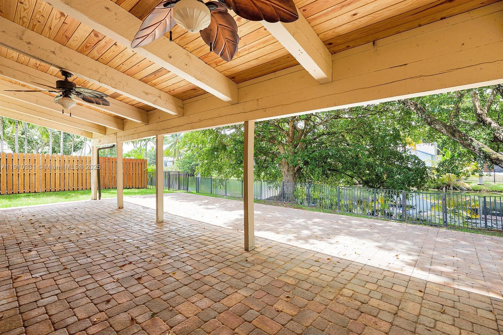 JACARANDA LAKES SECTION T - Residential Lease