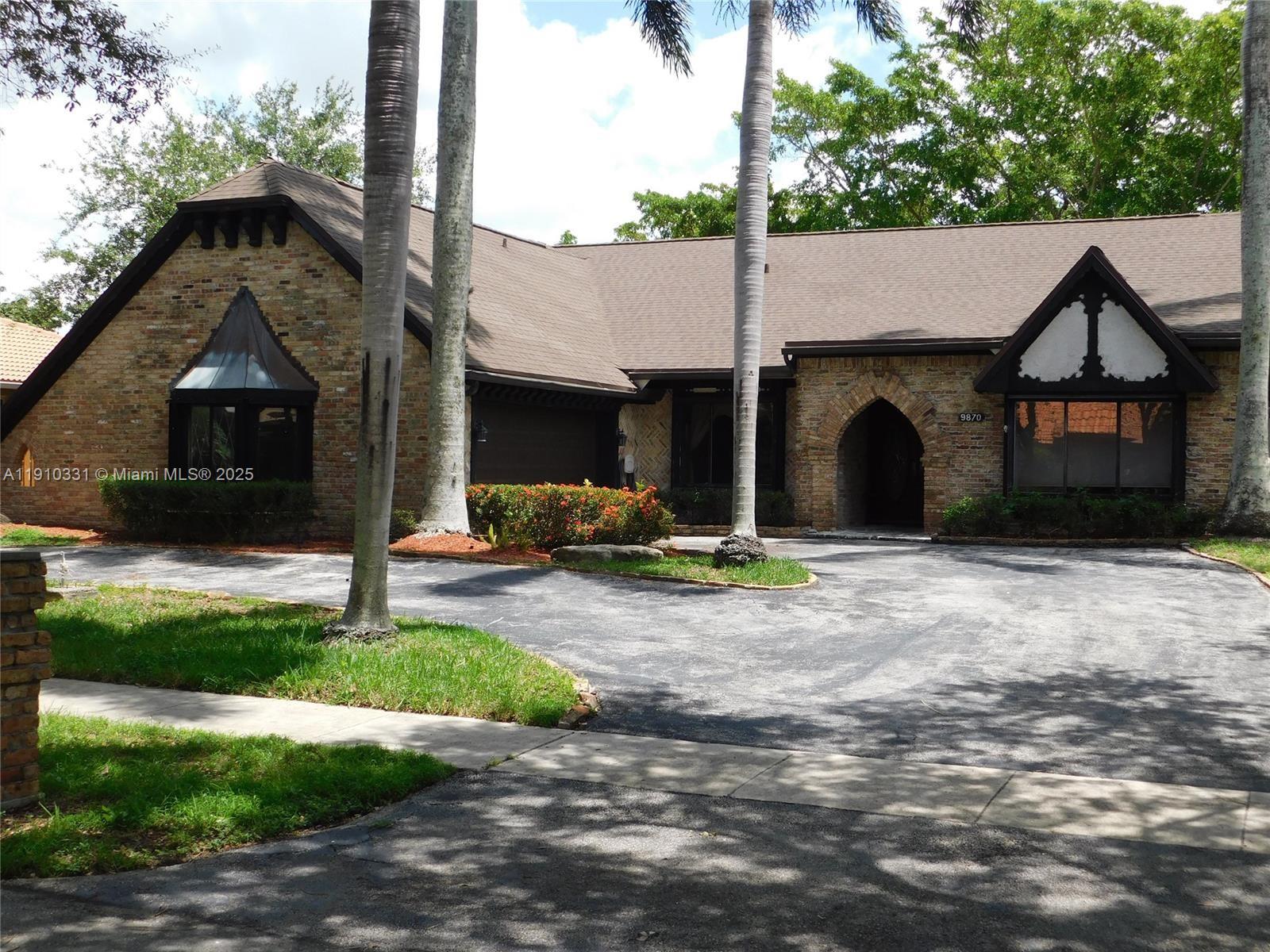 JACARANDA LAKES SECTION T - Residential Lease