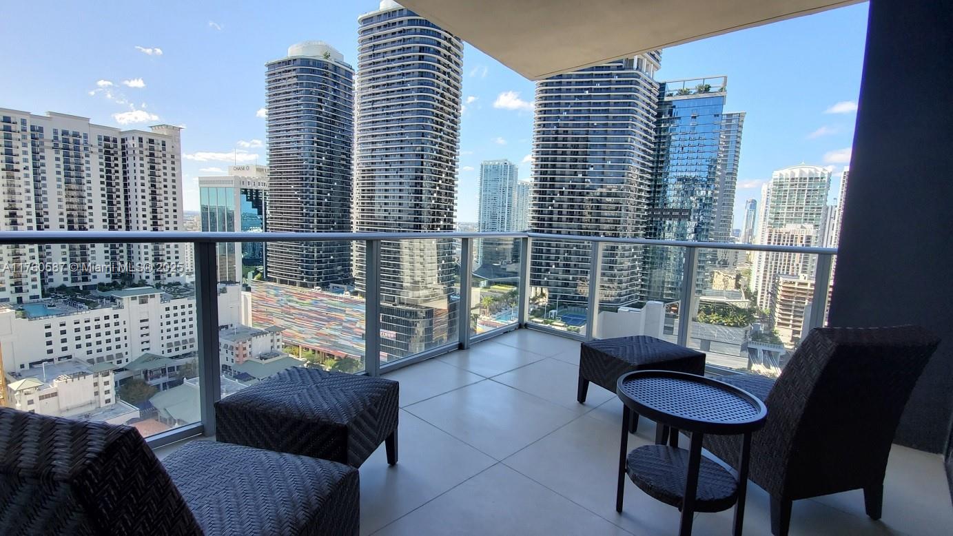 Rental Property at 1010 Brickell Ave 2511, Miami, Broward County, Florida - Bedrooms: 1 
Bathrooms: 2  - $4,900 MO.