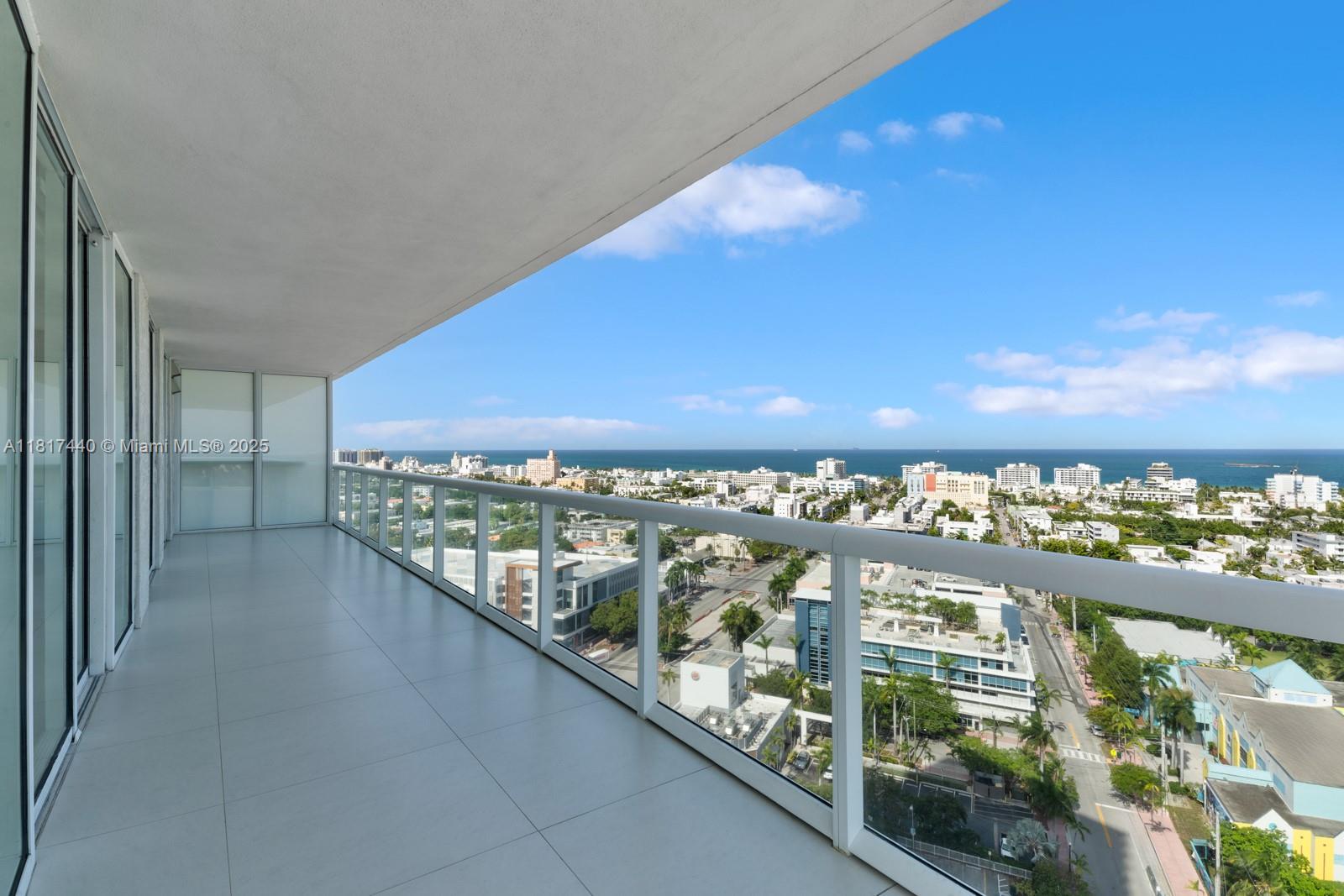 ICON CONDO - Residential