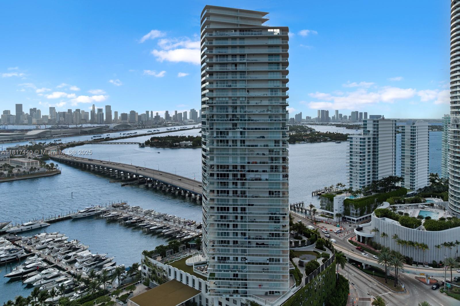 ICON CONDO - Residential