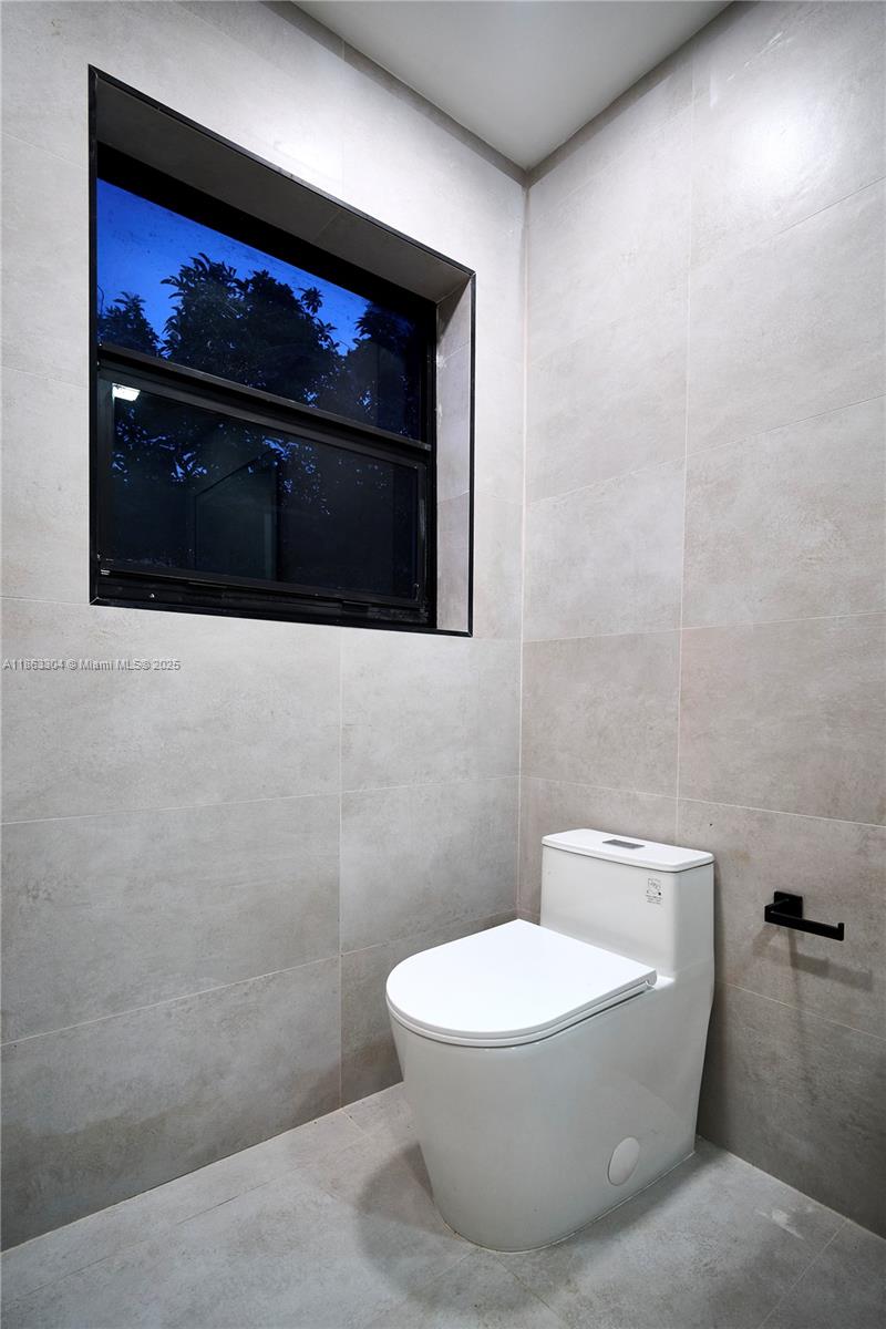 LANDINGS FIRST SEC - Residential
