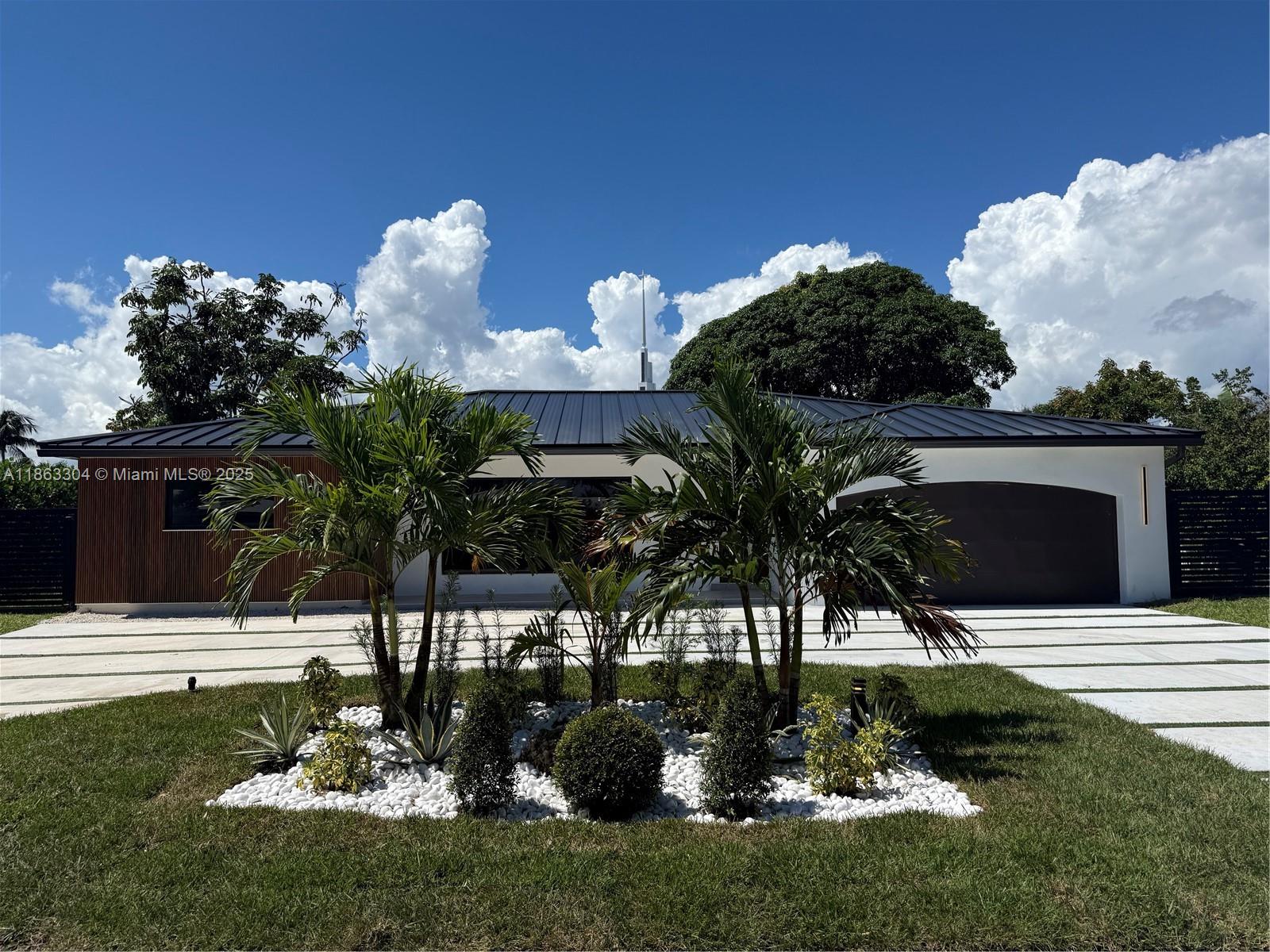 LANDINGS FIRST SEC - Residential