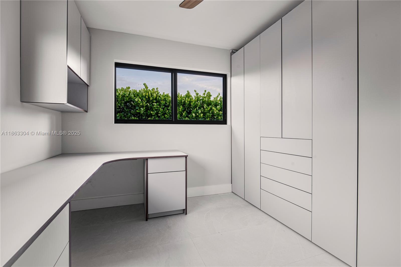 LANDINGS FIRST SEC - Residential