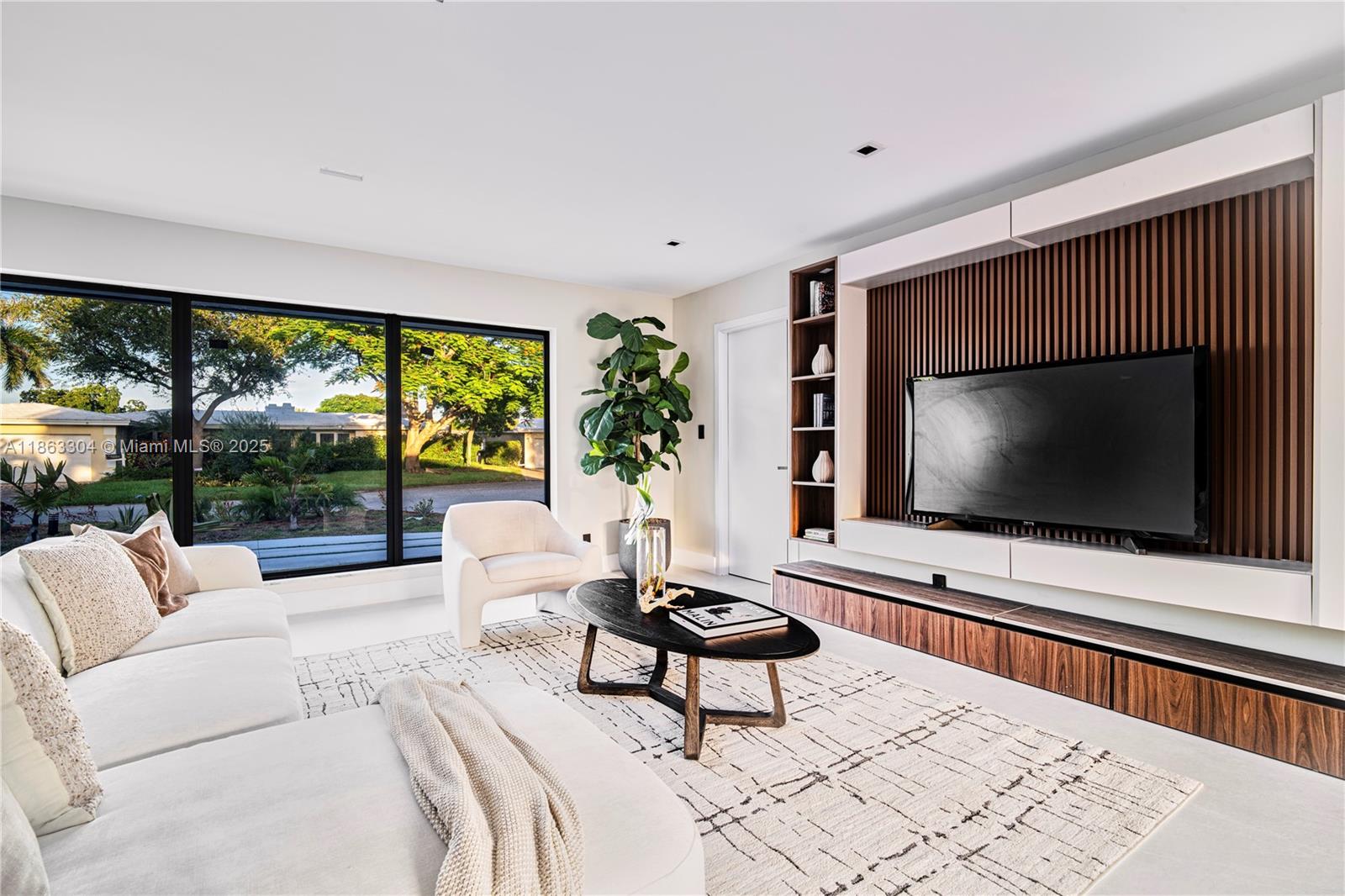 LANDINGS FIRST SEC - Residential