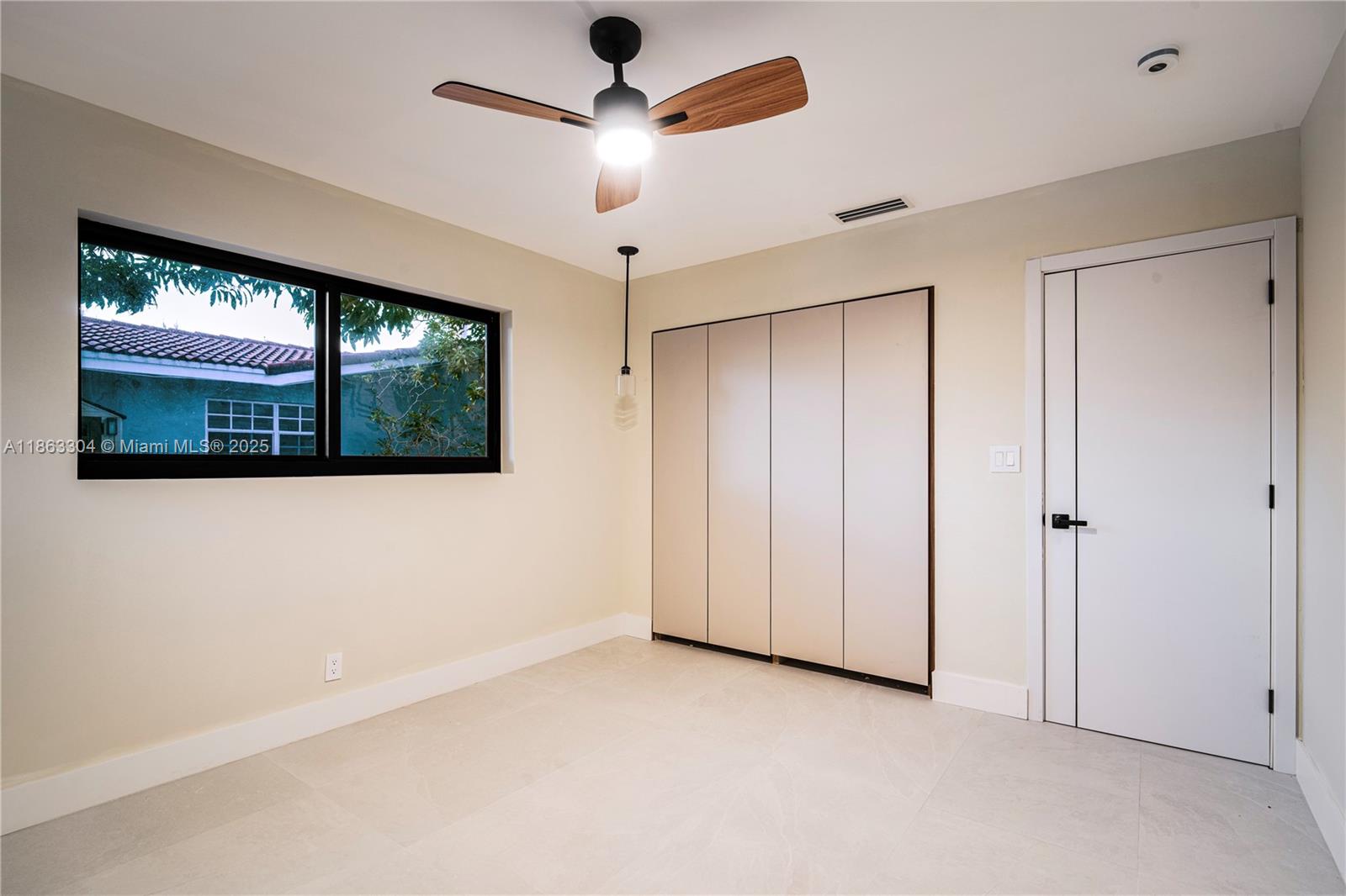 LANDINGS FIRST SEC - Residential