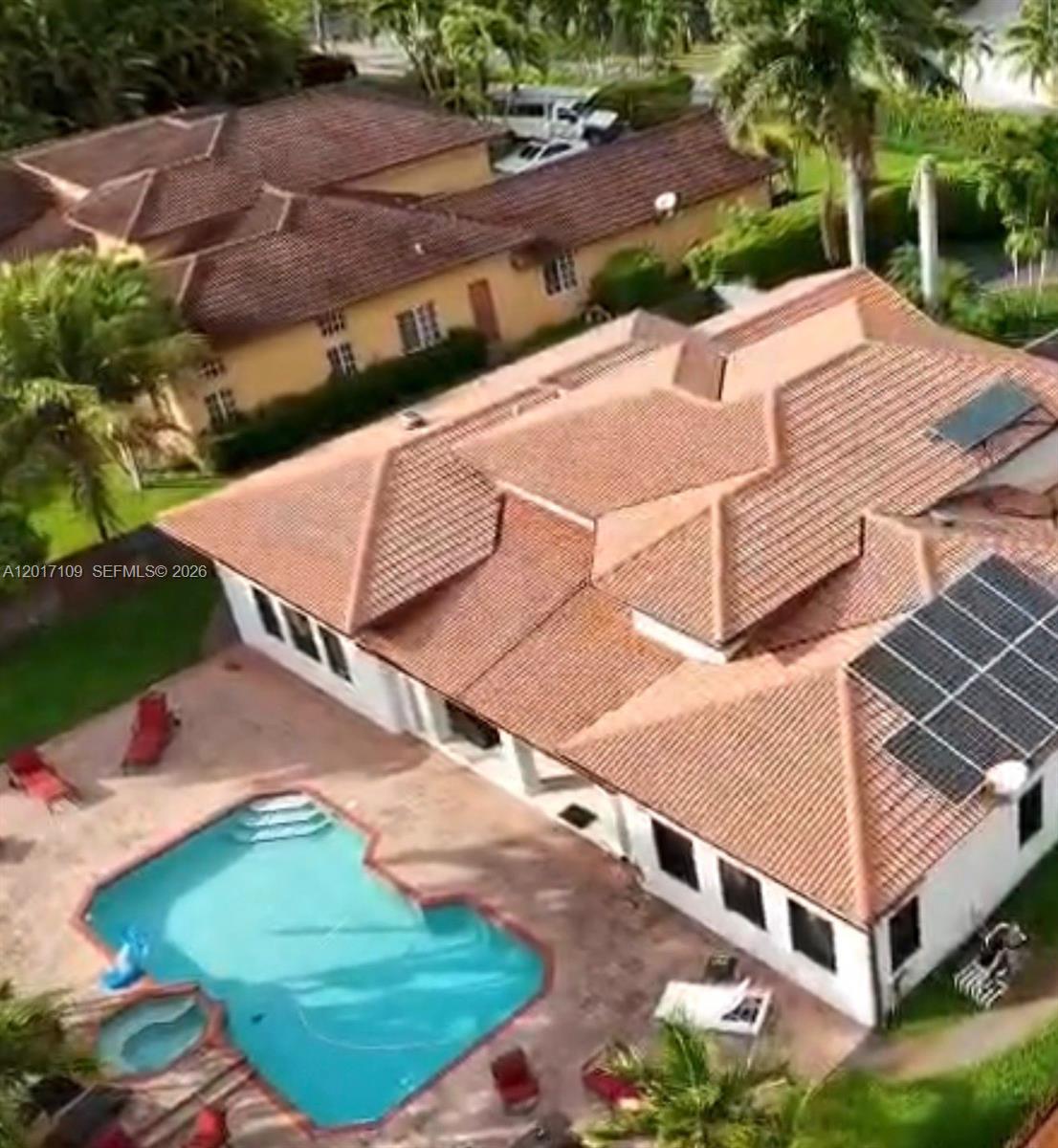 RENAISSANCE RANCHES - Residential