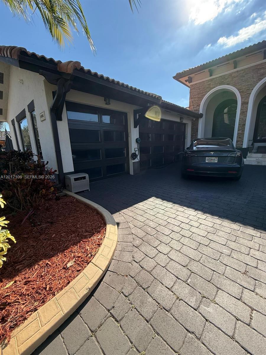 RENAISSANCE RANCHES - Residential