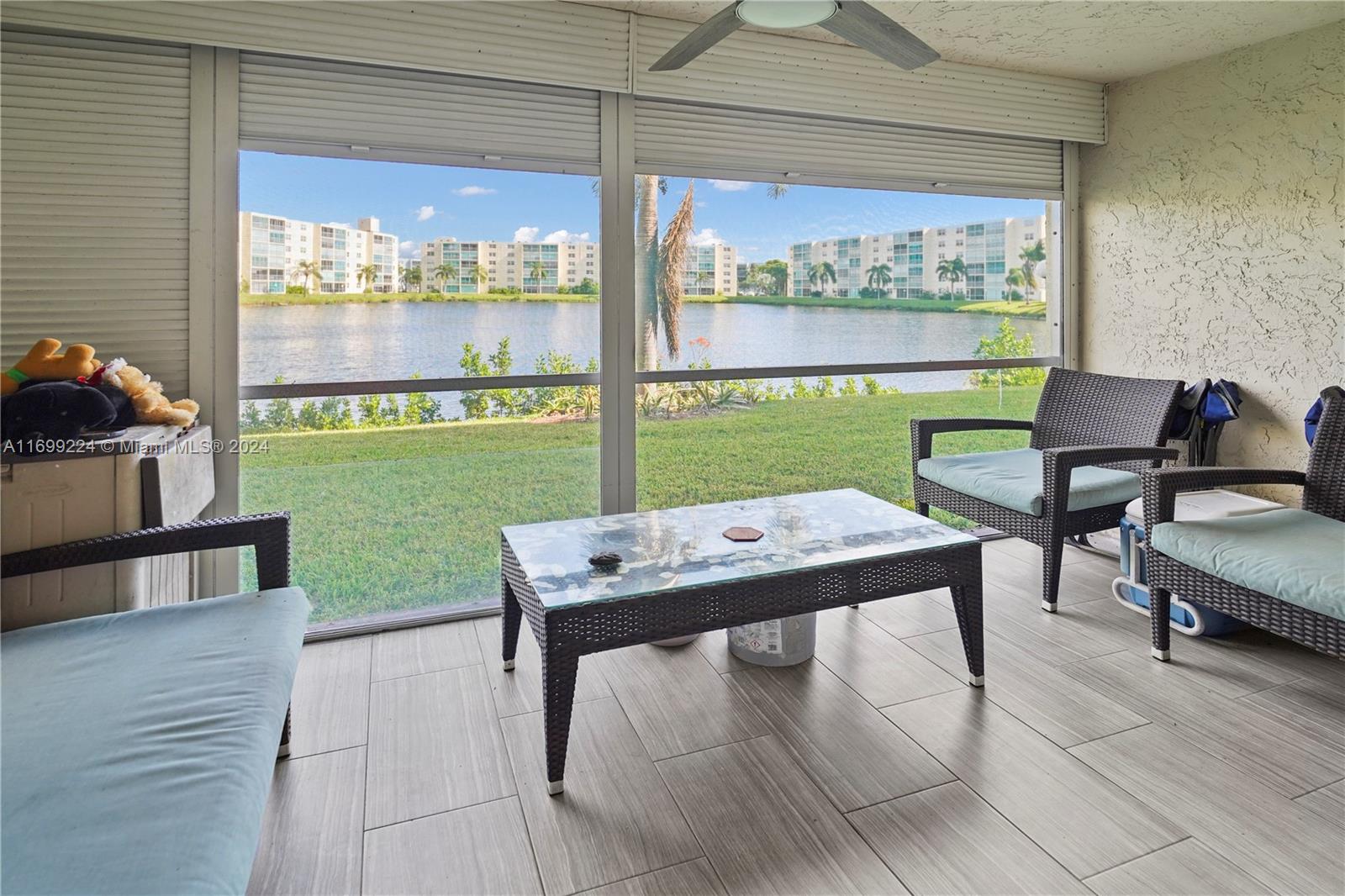 MEADOWBROOK LAKES VIEW CO - Residential