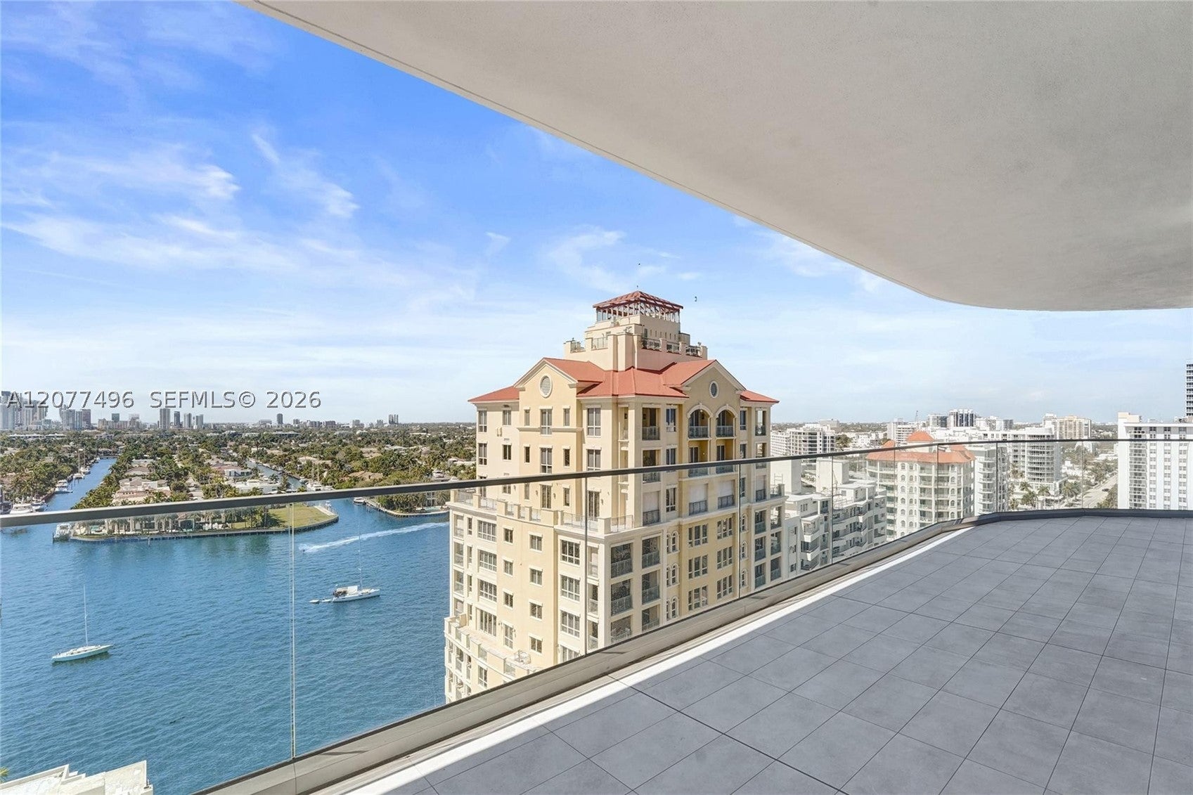 153 N Seabreeze Boulevard 1403