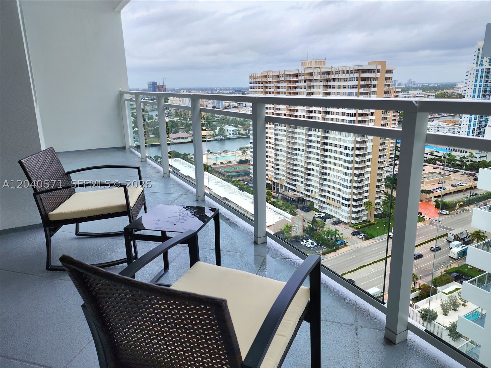 2030 S Ocean Dr 2204